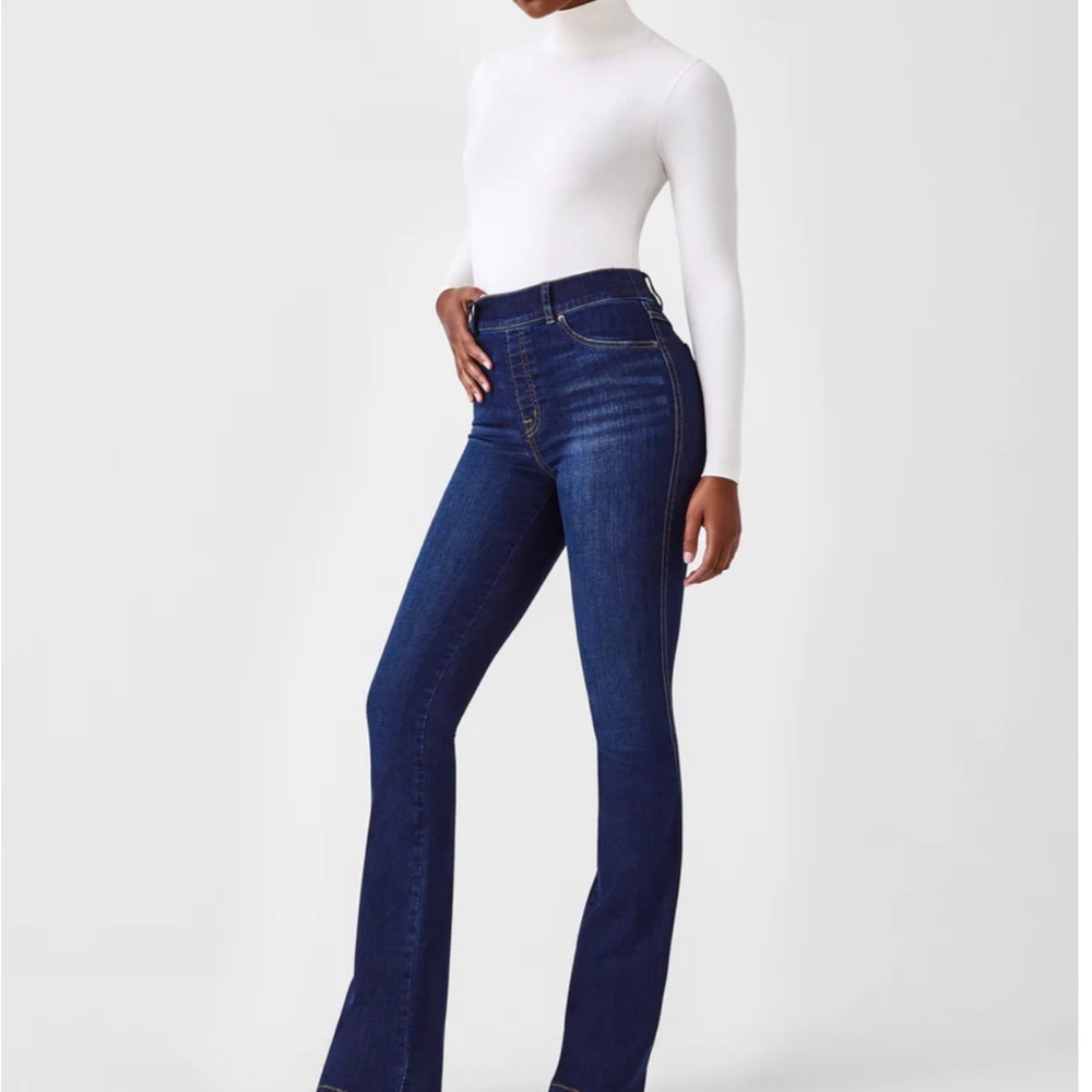 Flare Jeans - Midnight Shade